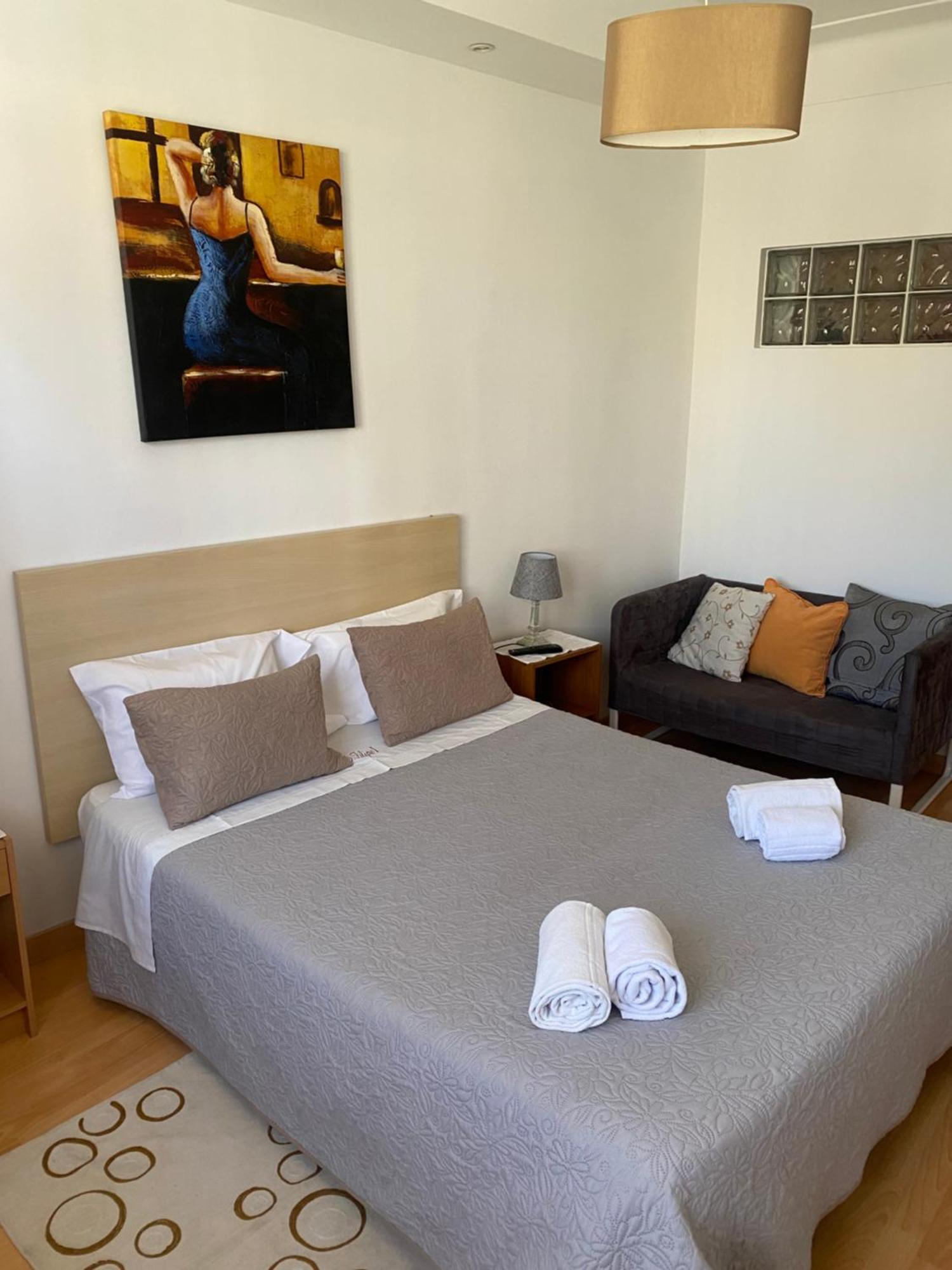 Guest House D. Filipe I Porto Bagian luar foto